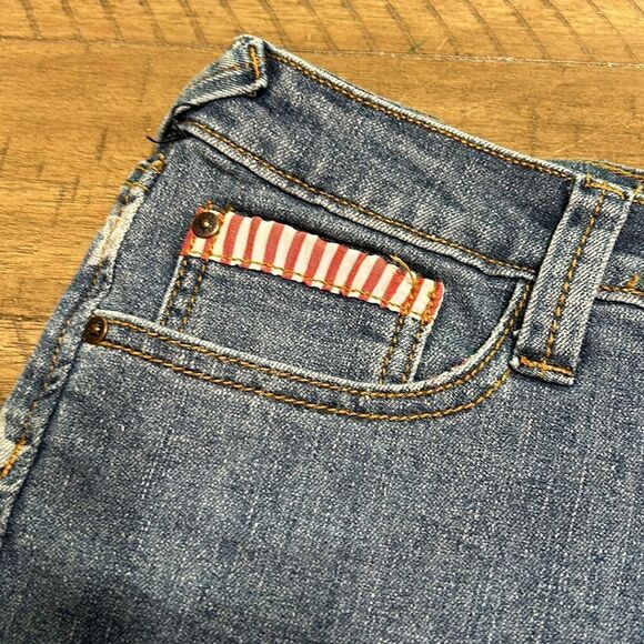 Delia’s American flag Jean shorts size 9/10 - Picture 2 of 9